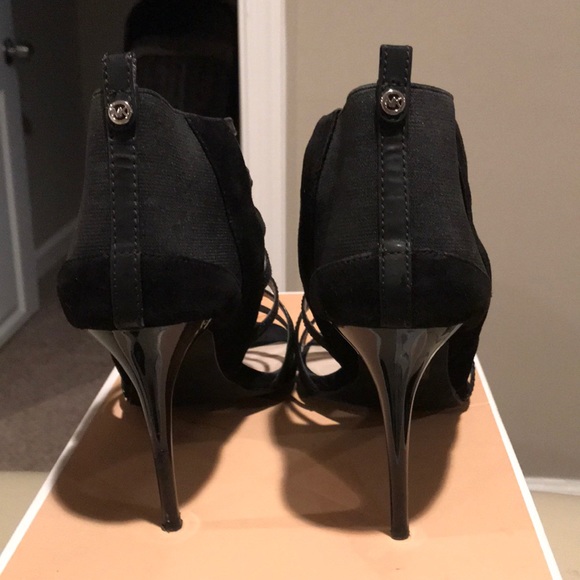 Shoes - Picture 3 of 3